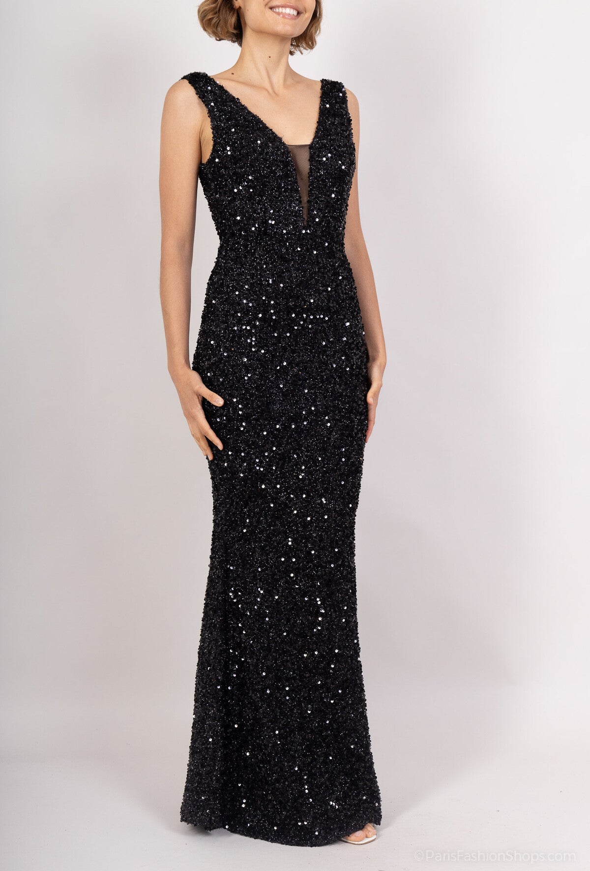 Elegant Sequin Dress Cutting Siren.
