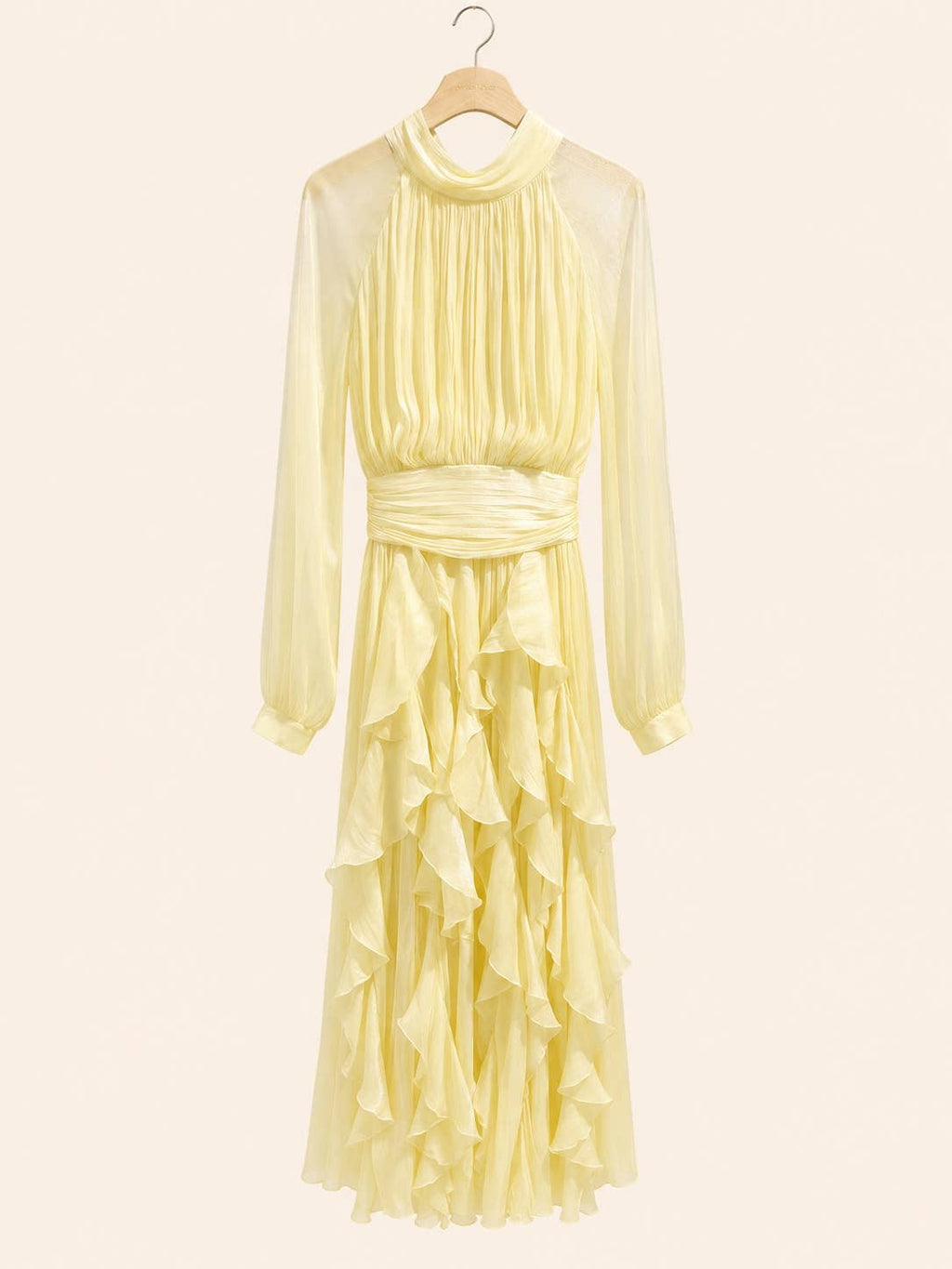 Elegant long dress with long sleeves