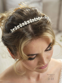 Diadem with crystals
