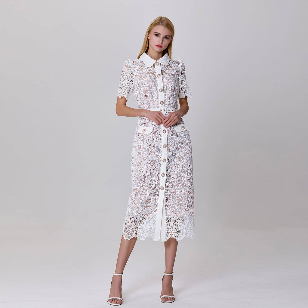 Buttoned dress in sheer lace