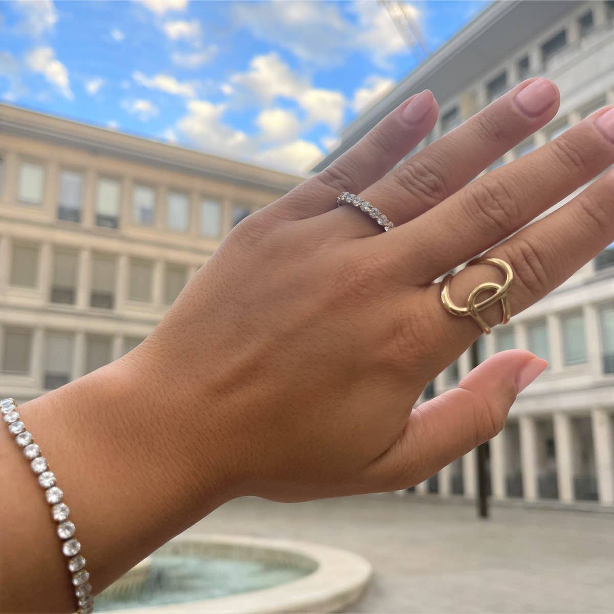 Abstract Ring | 18K gold-plated