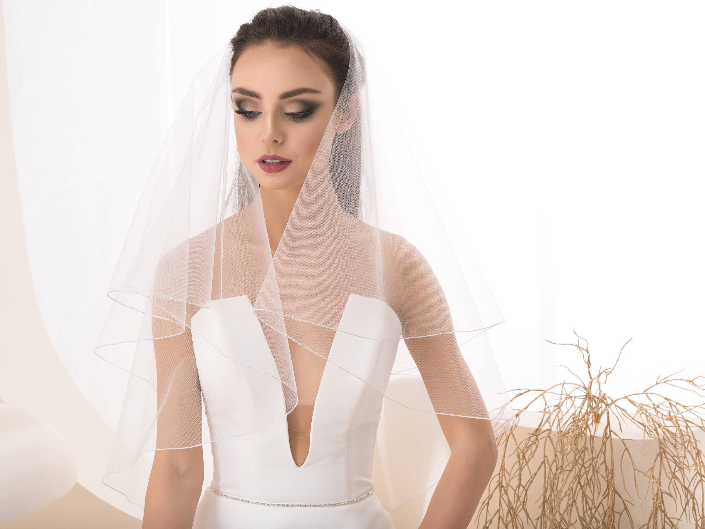 Short tulle veil