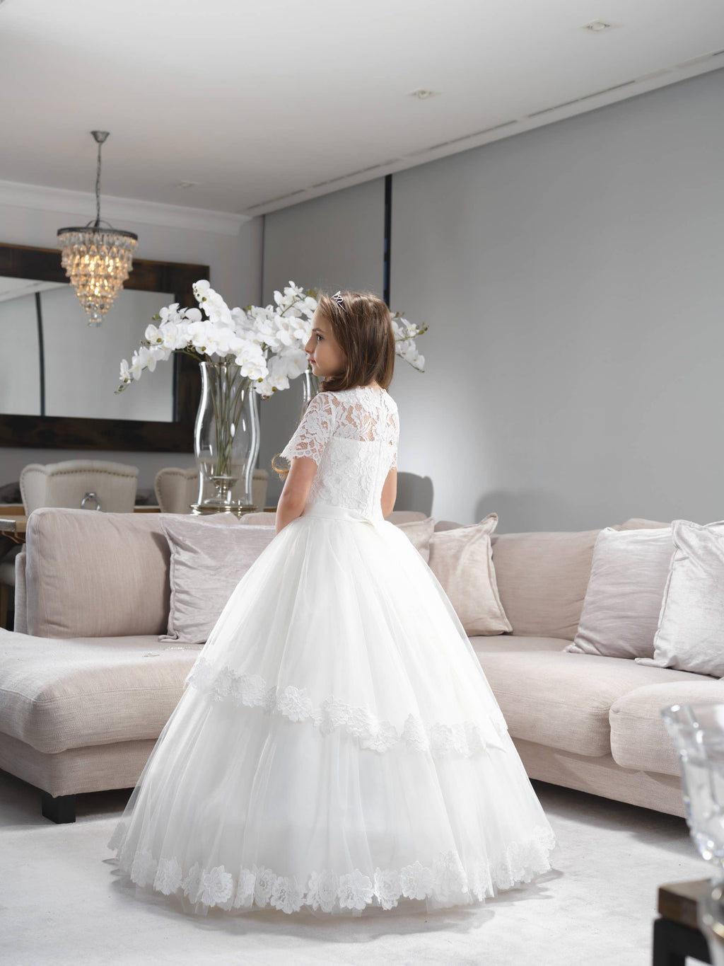 NEW! Beautiful dress for girls, communion dress, flower girl