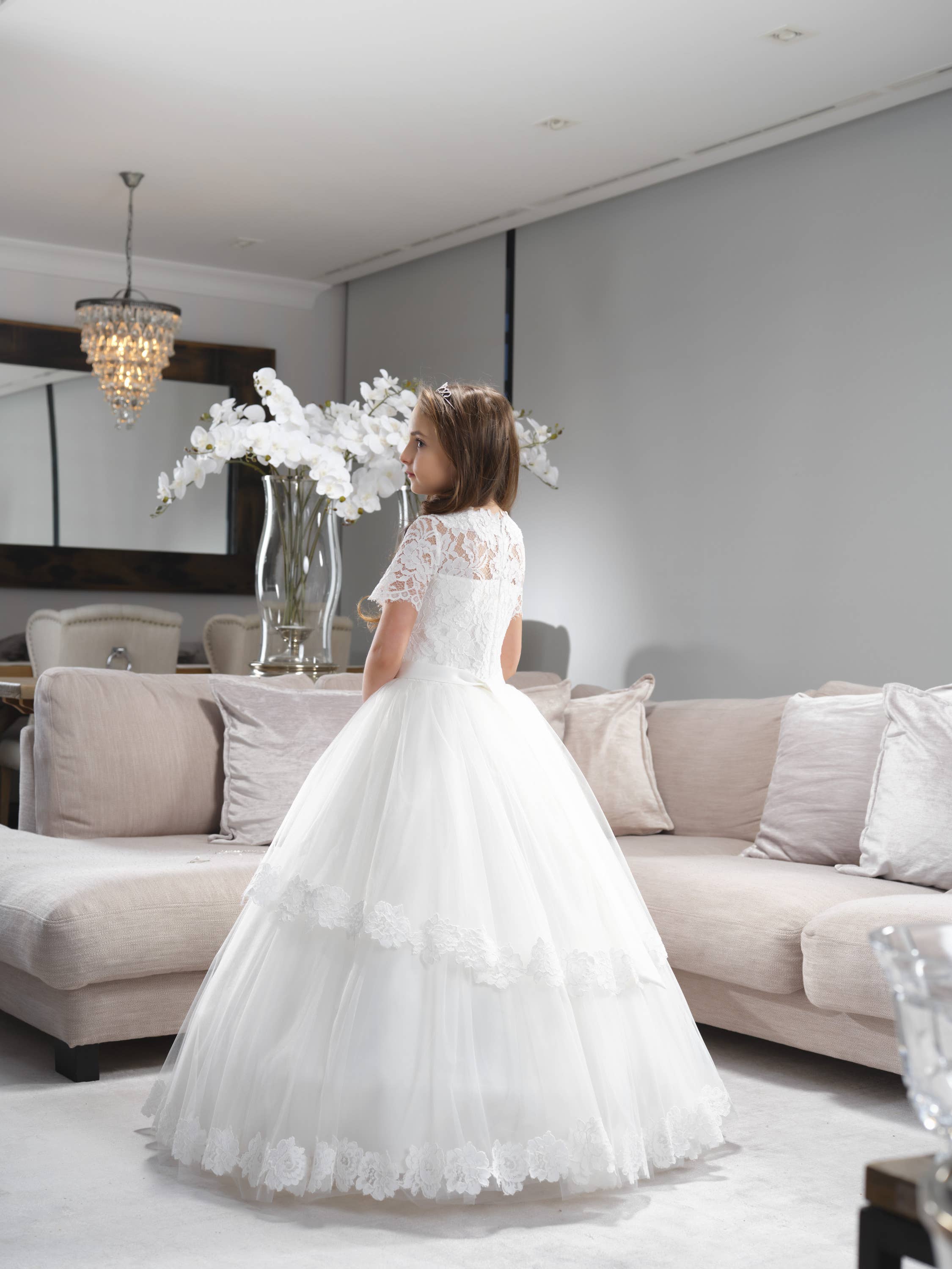 NEW! Beautiful dress for girls, communion dress, flower girl