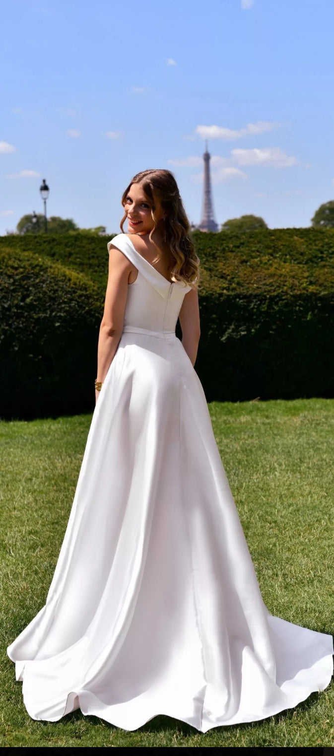 Off the shoulder wedding dress