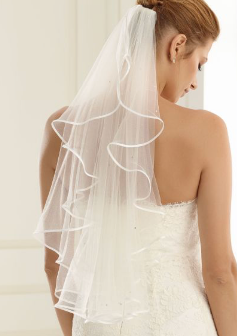 Veil with satin edge and crystals, length 70 cm
