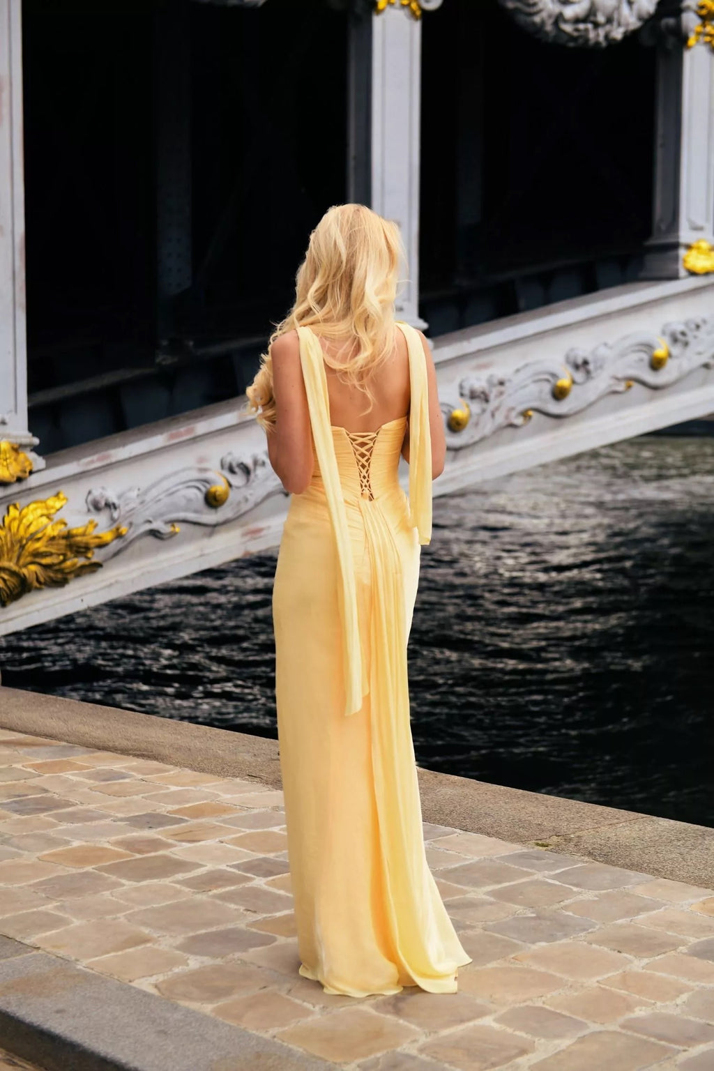 Sweetheart Bodice with high slit chiffon dress