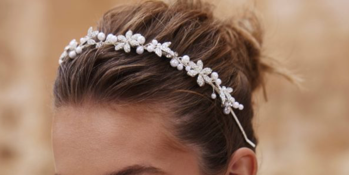 Hairband with ornamental stones and pearls