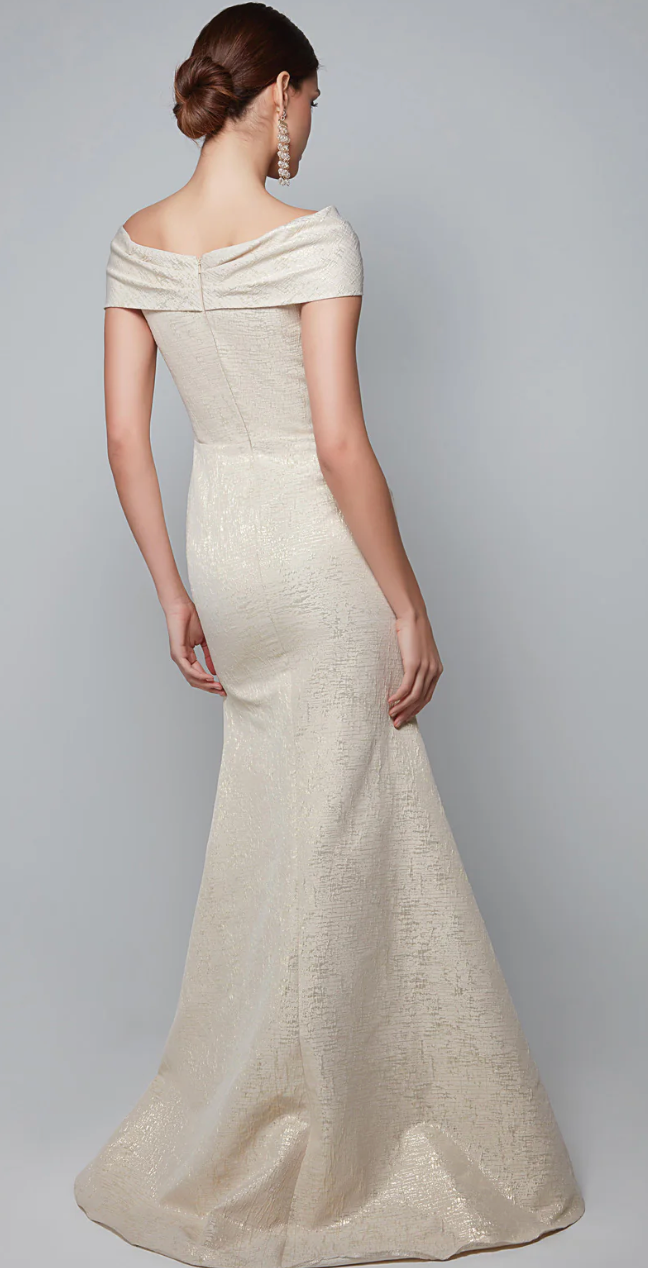 Jacquard off the shoulder mother off the wedding dress