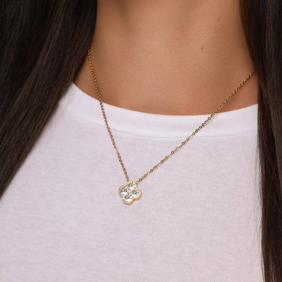 Crystal Clover Necklace | 18K gold-plated