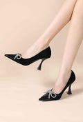 Crystal Bow Pointed heeled court shoes